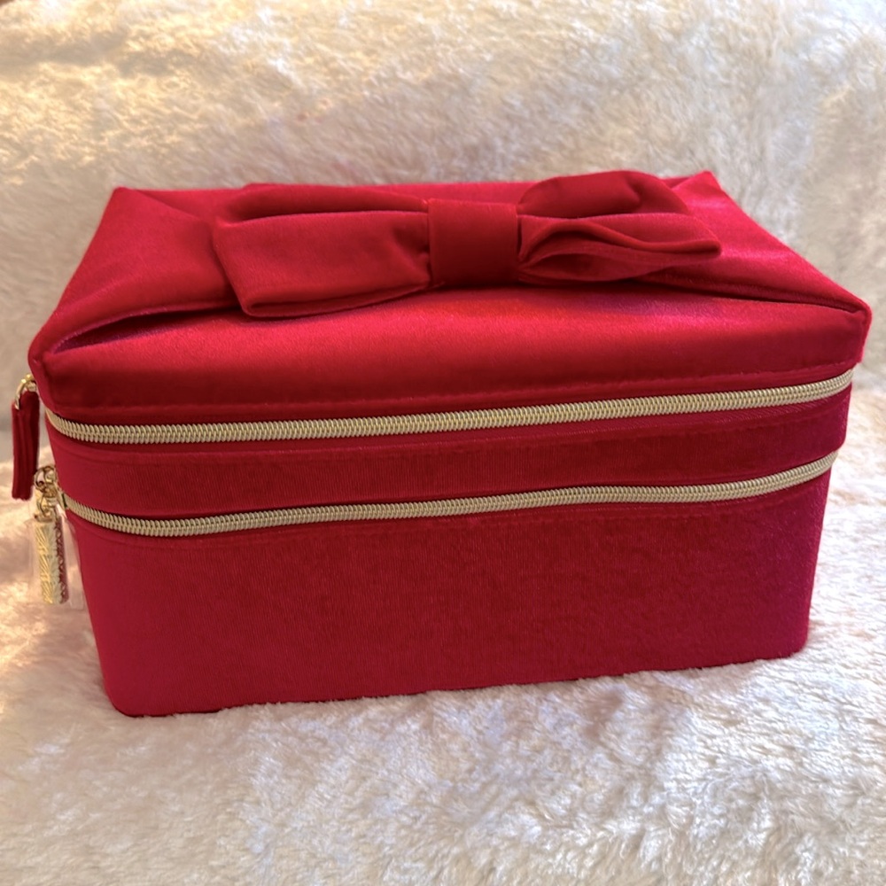Cosmetics Case, Estée Lauder Collection ❤️
